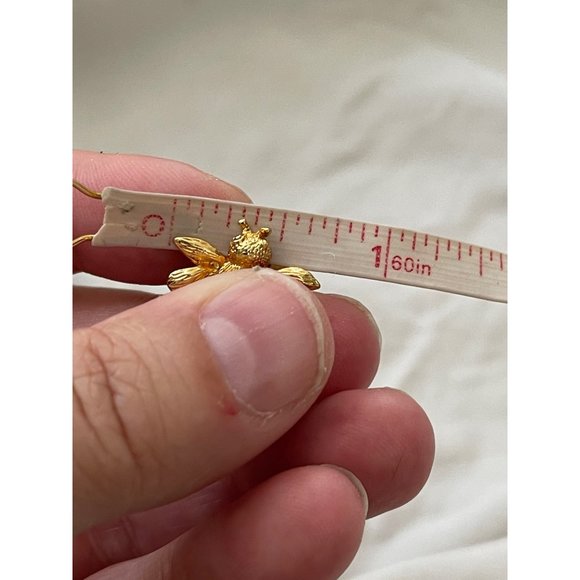 Vintage Gold Tone Bumble Bee Lapel Pin/Brooch - Picture 10 of 11